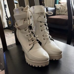 Stylish White Women's Ankle Boots
